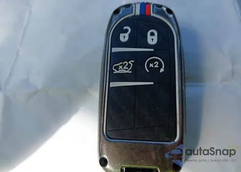 2018 Jeep Grand Cherokee Laredo из США, поврежденный, VIN 1C4RJFAG3JC259763